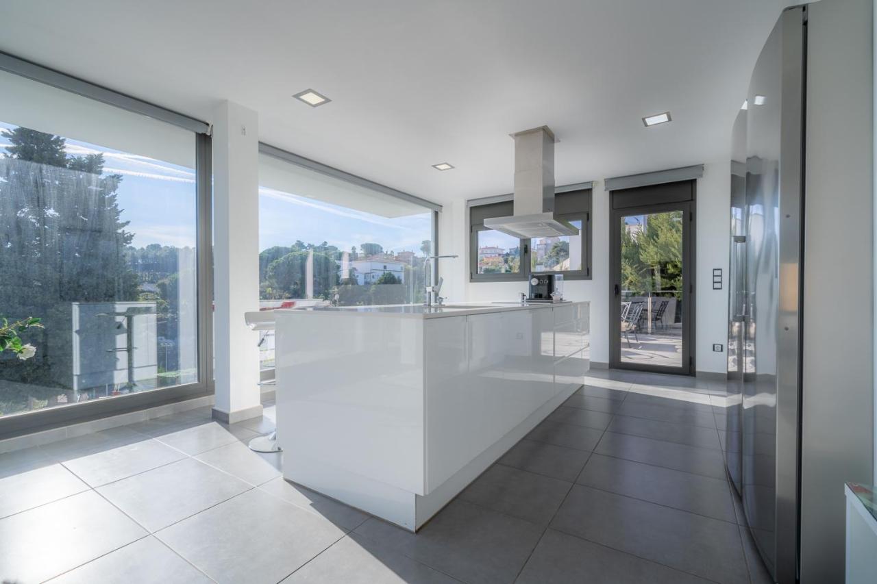 Sunset Lux House - Ideal Familias En Zona Residencial & Aircon