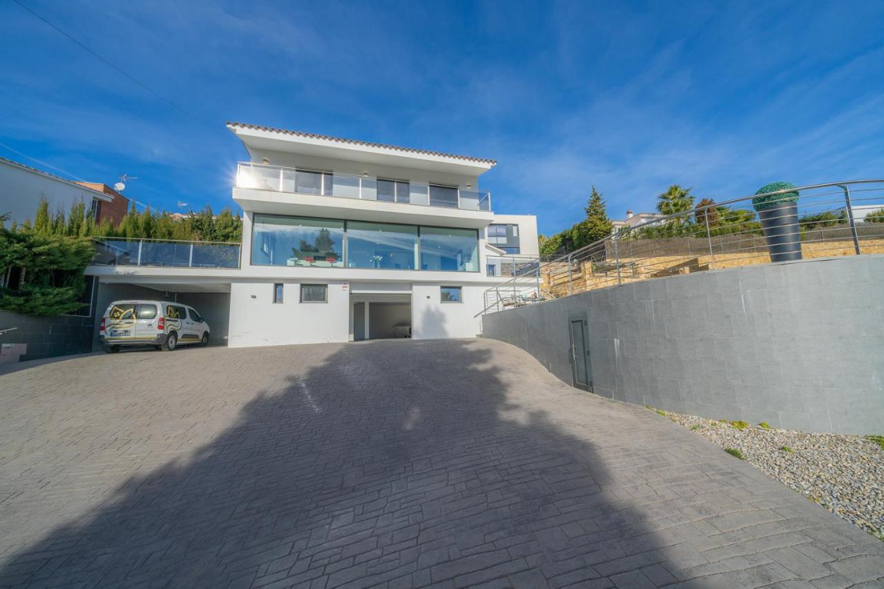 Villa Sunset Lux House - Ideal Familias En Zona Residencial & Aircon