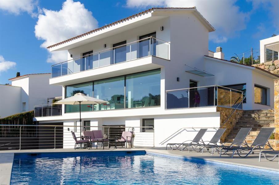 Sunset Lux House - Ideal Familias En Zona Residencial & Aircon Villa