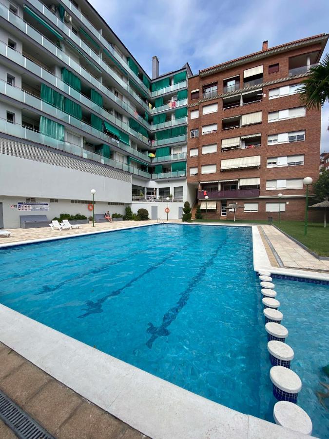 Paradise Family & Pool *