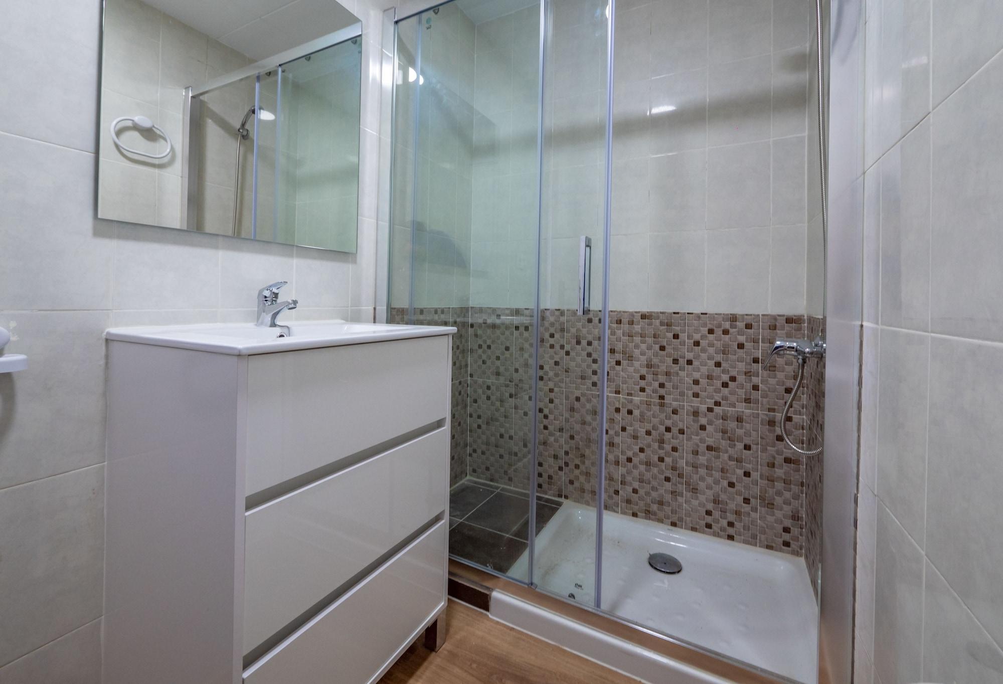 Apartment Ar Melrose Place
