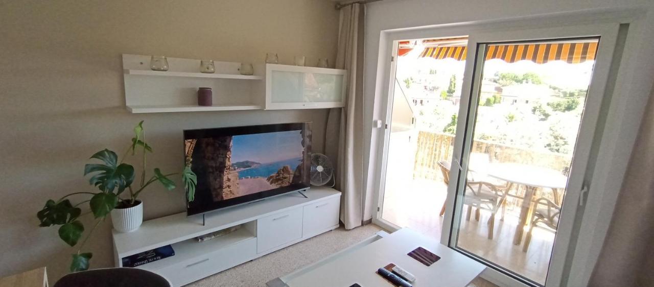 Remo Just Entirely Remodeled Apartment *
