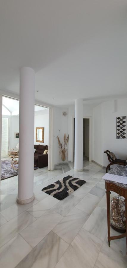 Al Lado Del Mar 