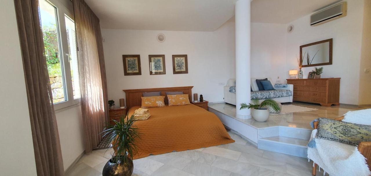 Al Lado Del Mar 
