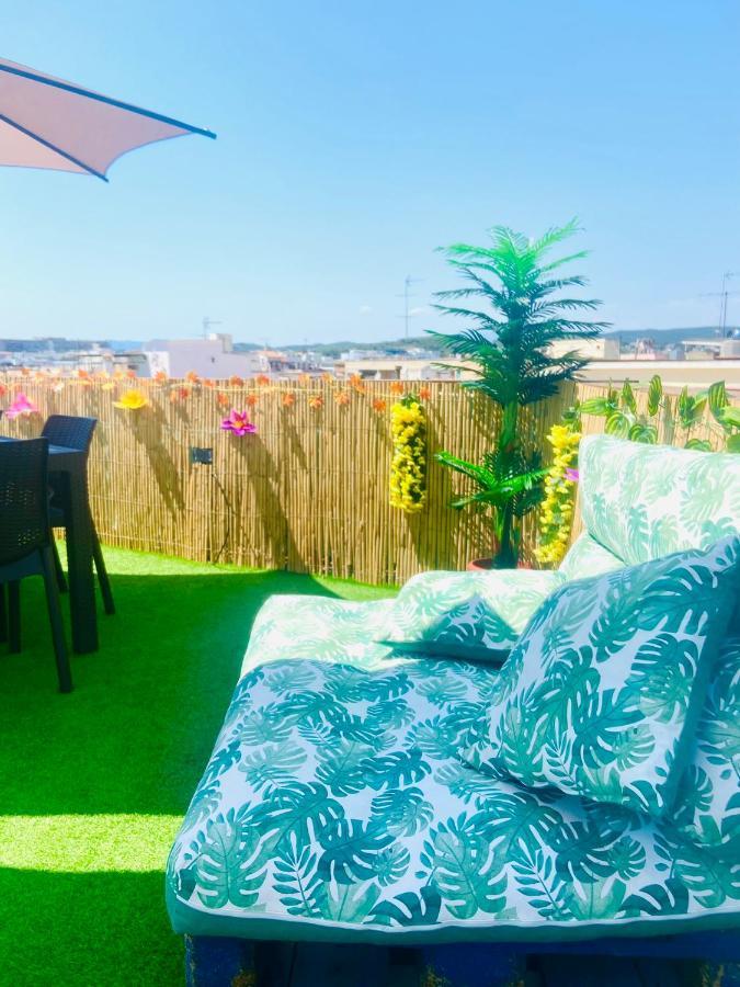 Elegant 2 Bedroom, Big Terrace 200m From