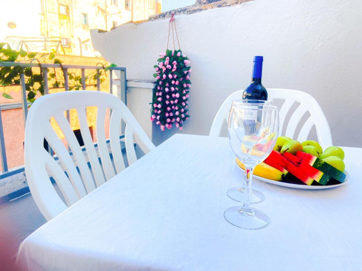 Elegant 2 Bedroom, Big Terrace 200m From * Lloret de Mar