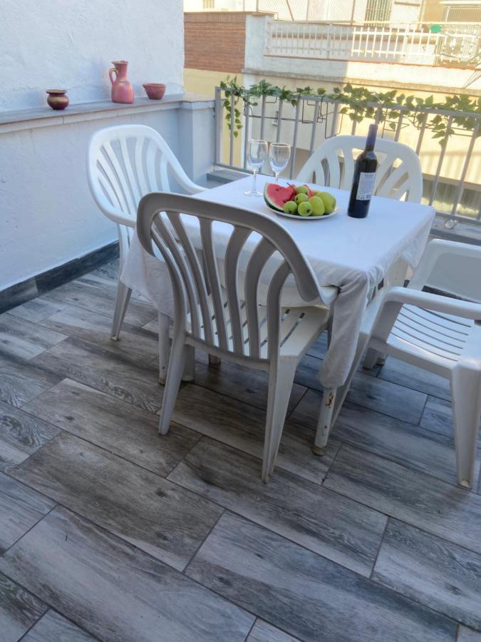 Elegant 2 Bedroom, Big Terrace 200m From * Lloret de Mar