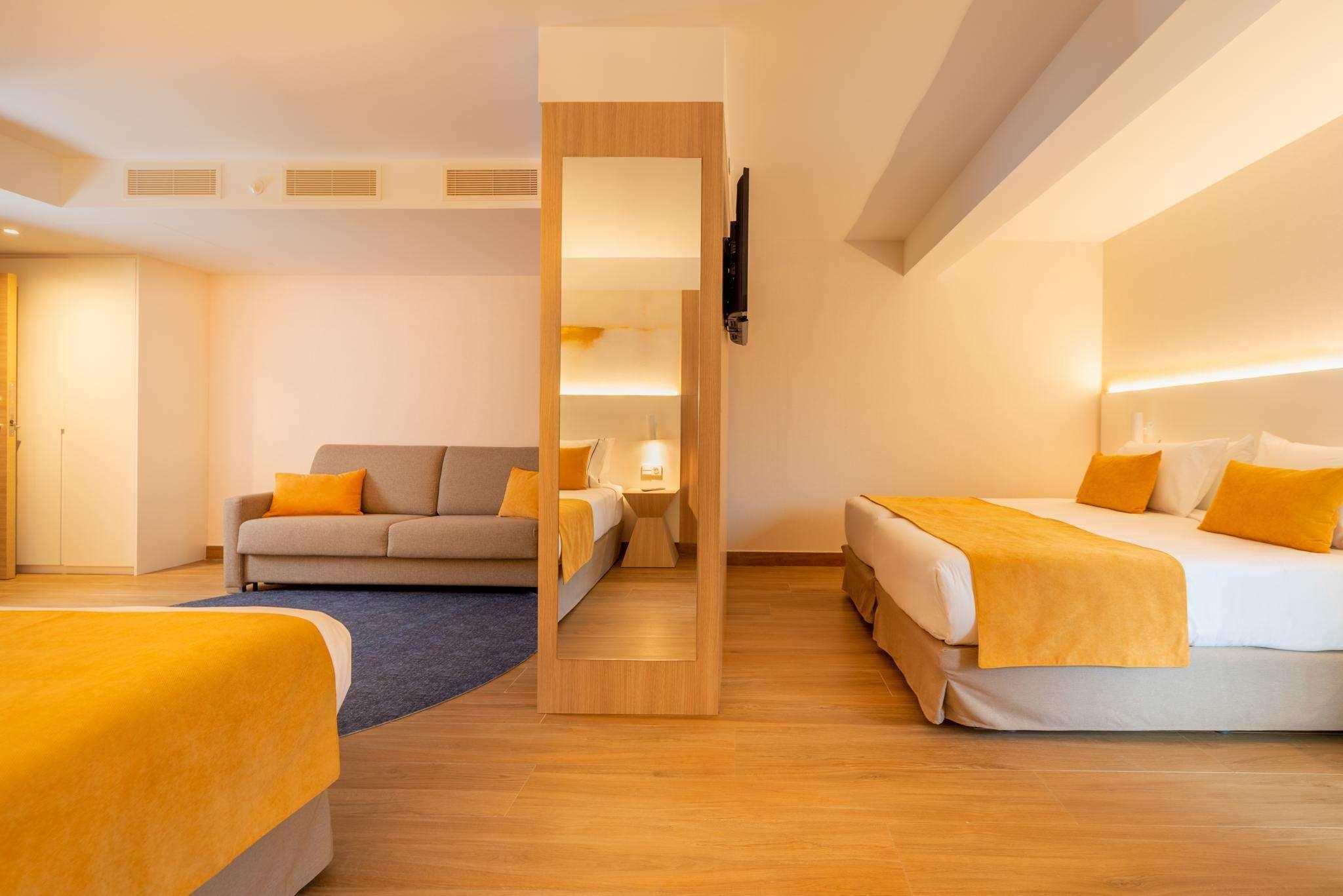 L'azure 4* Sup Hotel