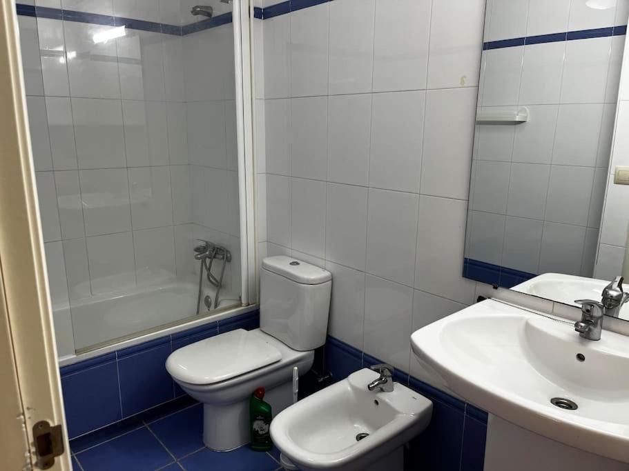 Hermoso Con Piscina A 300m De La Playa Apartment