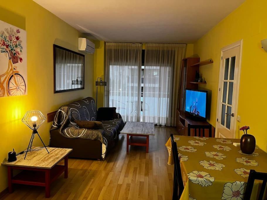 Apartment Hermoso Con Piscina A 300m De La Playa Lloret de Mar