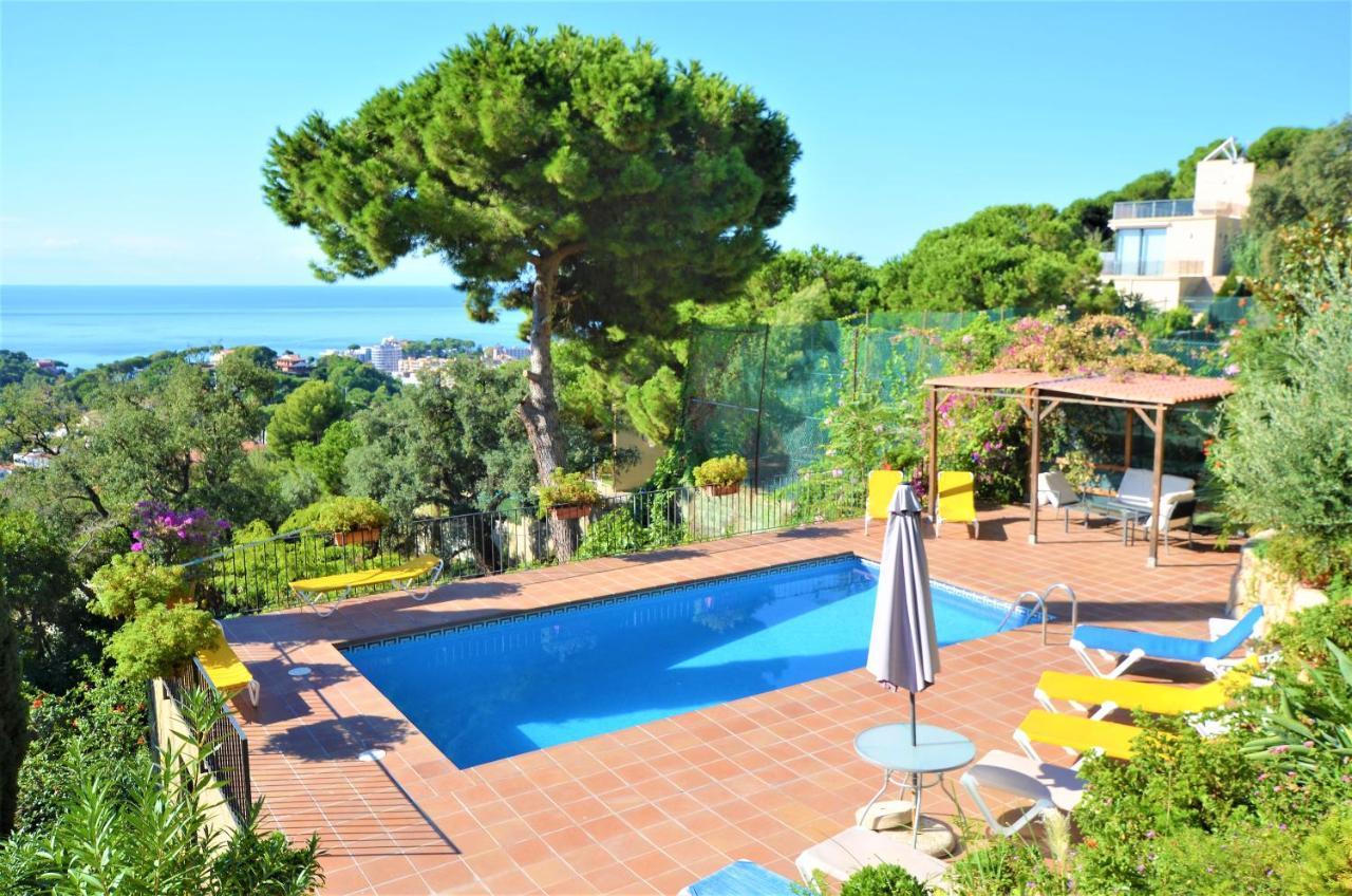 Holiday home Flores 8 Personas