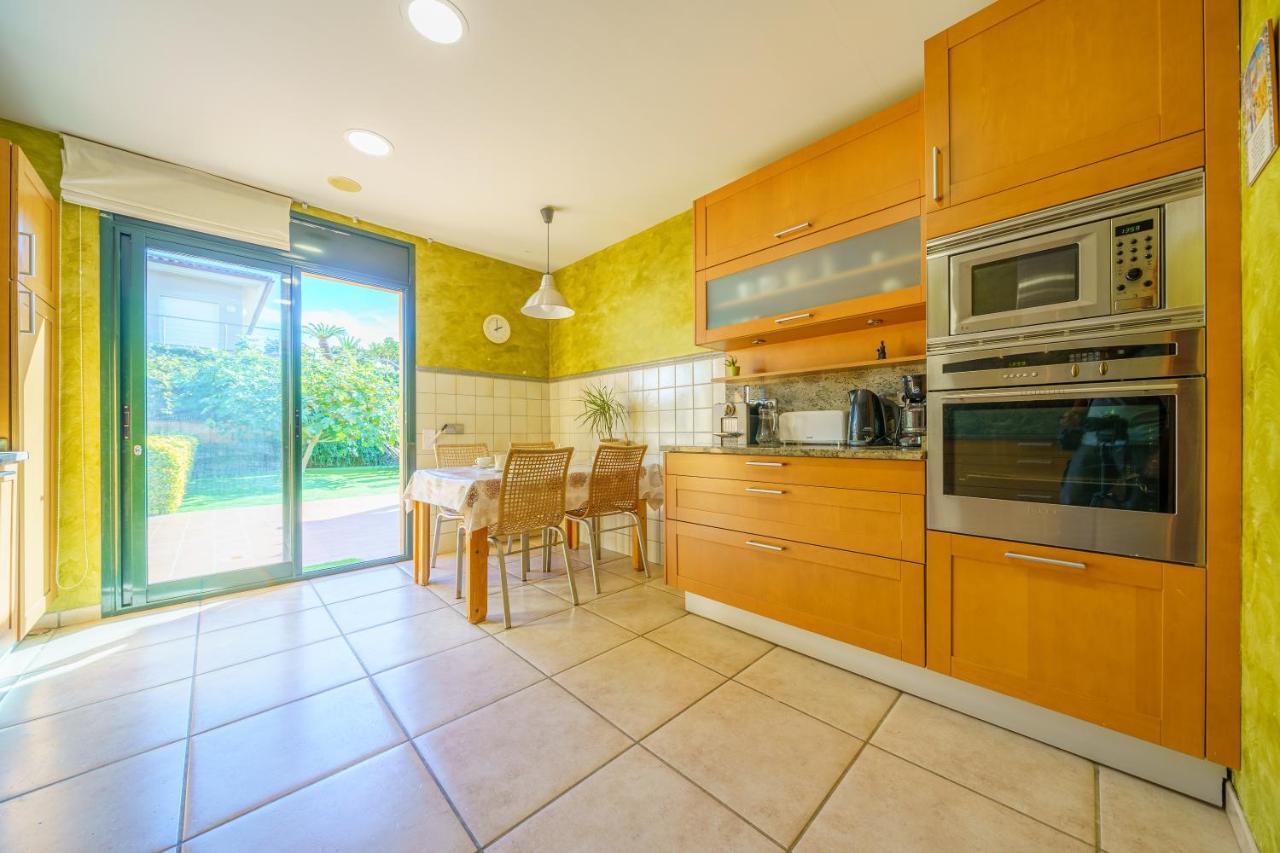 Jaruco Lux, Exclusiva Zona Residencial Con Piscina & Aircon * Lloret de Mar