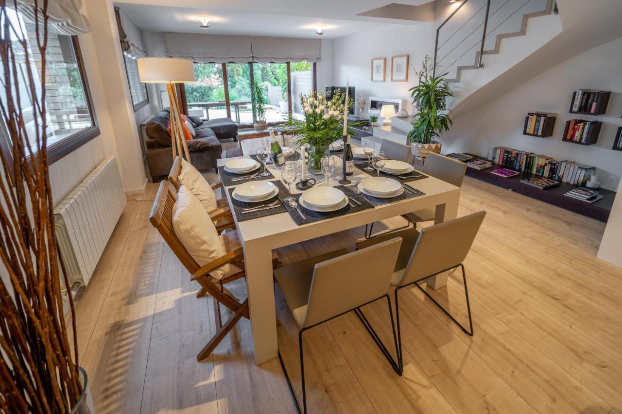 Residencial Bella Donna Lux House, Jacuzzi Y Piscina Privada Holiday home Lloret de Mar