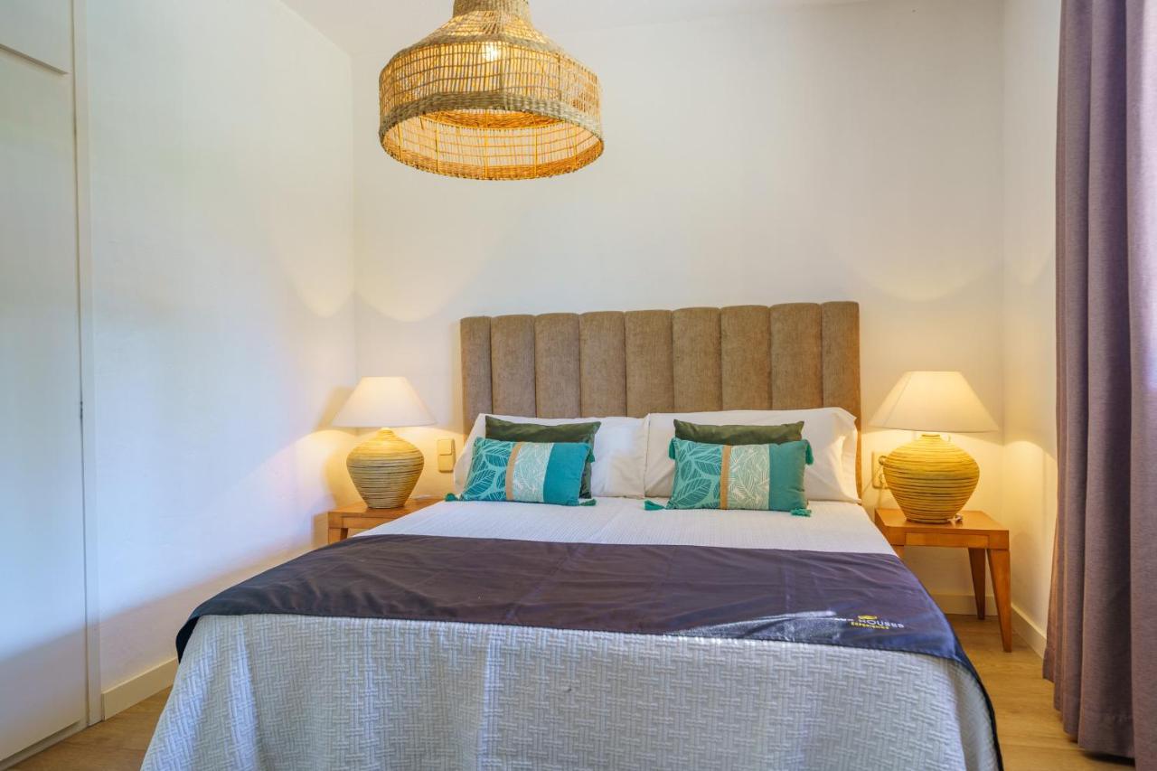 By The Sea Lux House - Gran Piscina En Playa Fenals Villa *