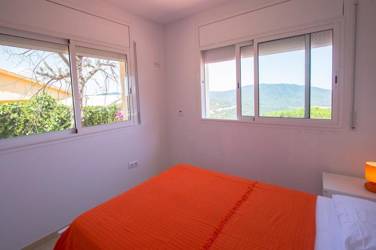 Catalunya Casas Fun And Frolic In Lloret Del Mar 3500 Meters To Beach! Villa