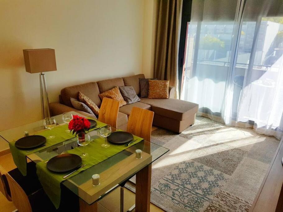 Maravilloso Piso Con Piscina A 200m De La Playa Apartment
