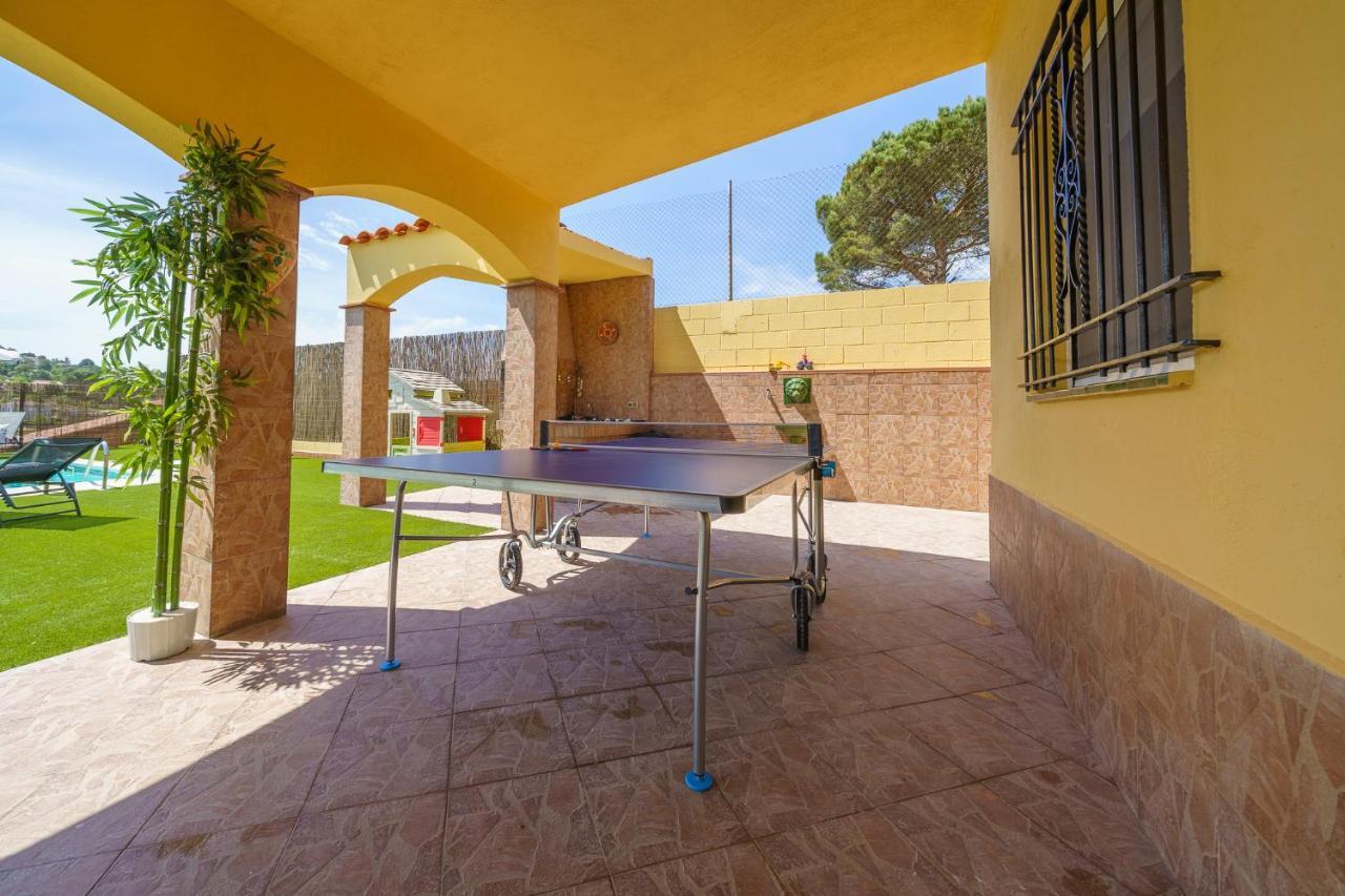 Villa Denis Lux, Gran Zona Exterior Con Piscina Lloret de Mar