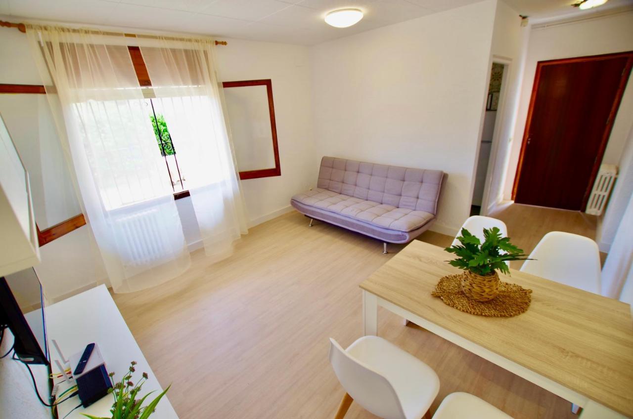 Apartment V&v Lloret: Garden With Pool, 150m From Canyelles Lloret de Mar