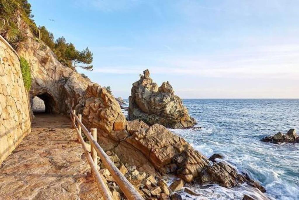 Somriu Fenals Platja Appartement *