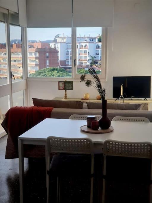 Somriu Fenals Platja Appartement *