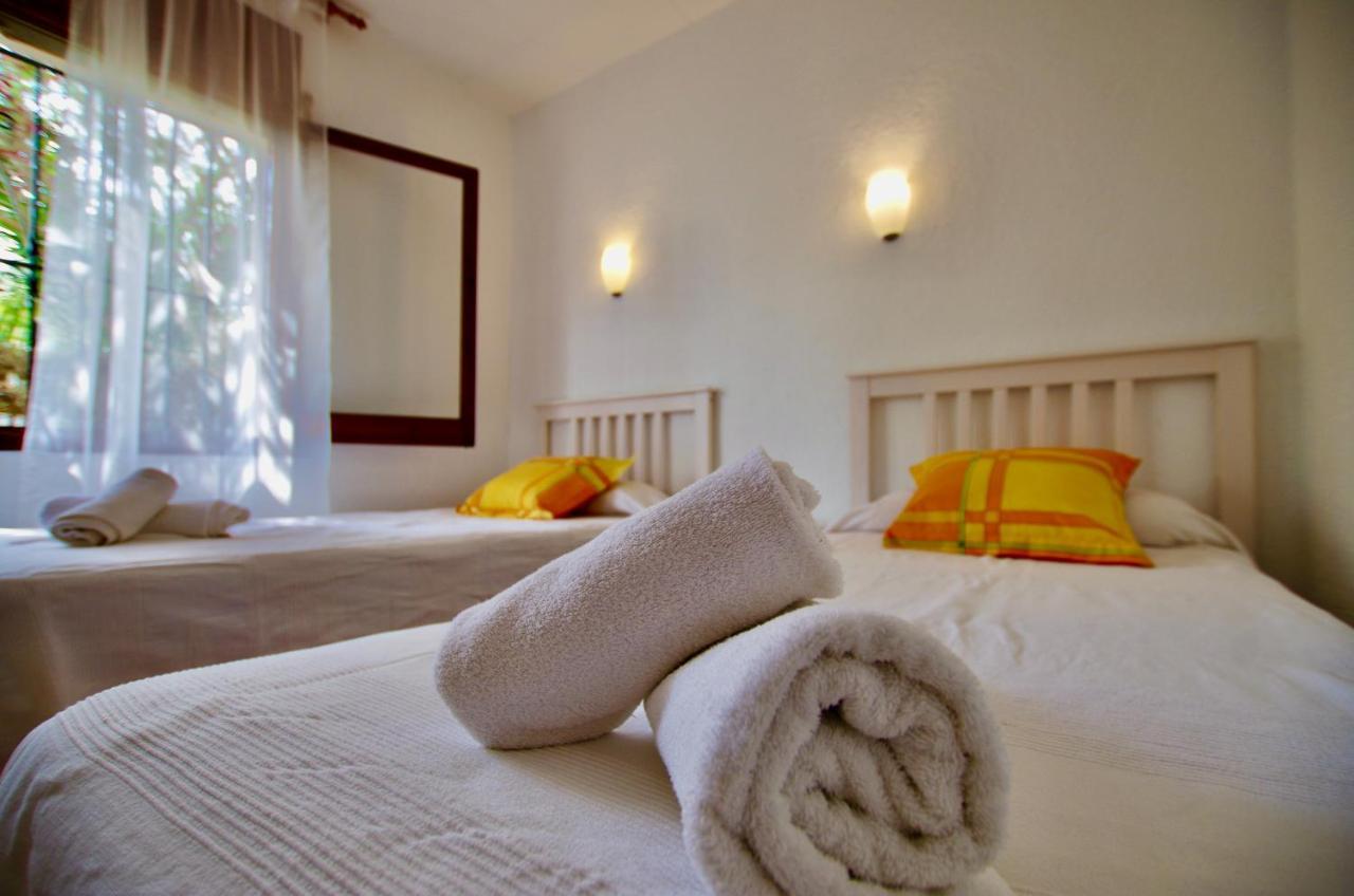 Apartment V&v Lloret: Garden With Pool, 150m From Canyelles *