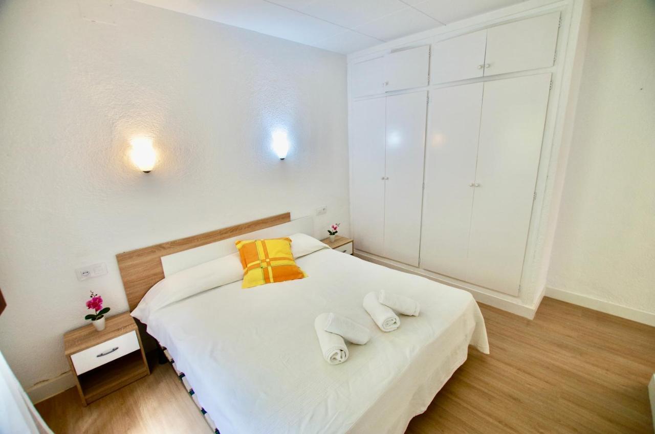V&v Lloret: Garden With Pool, 150m From Canyelles Apartment