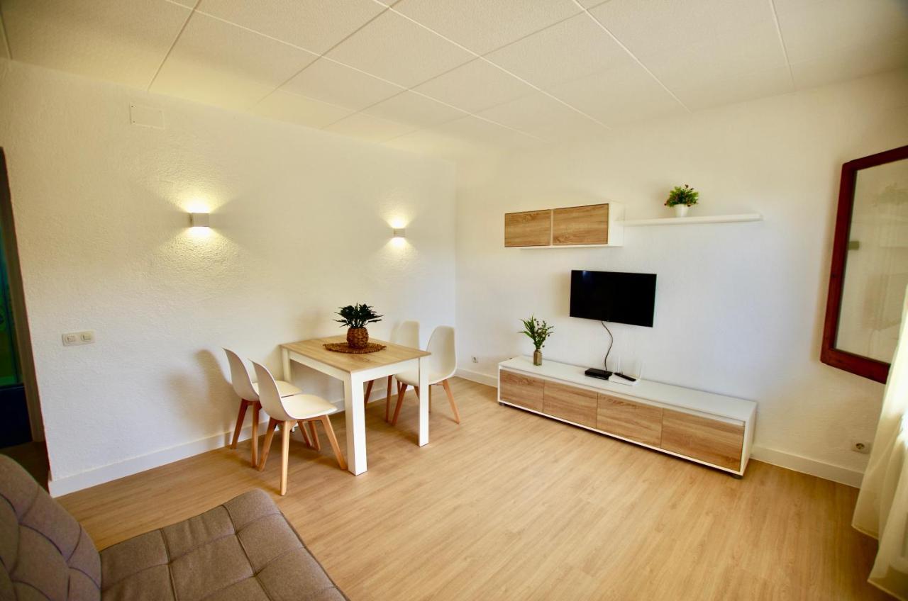 V&v Lloret: Garden With Pool, 150m From Canyelles *