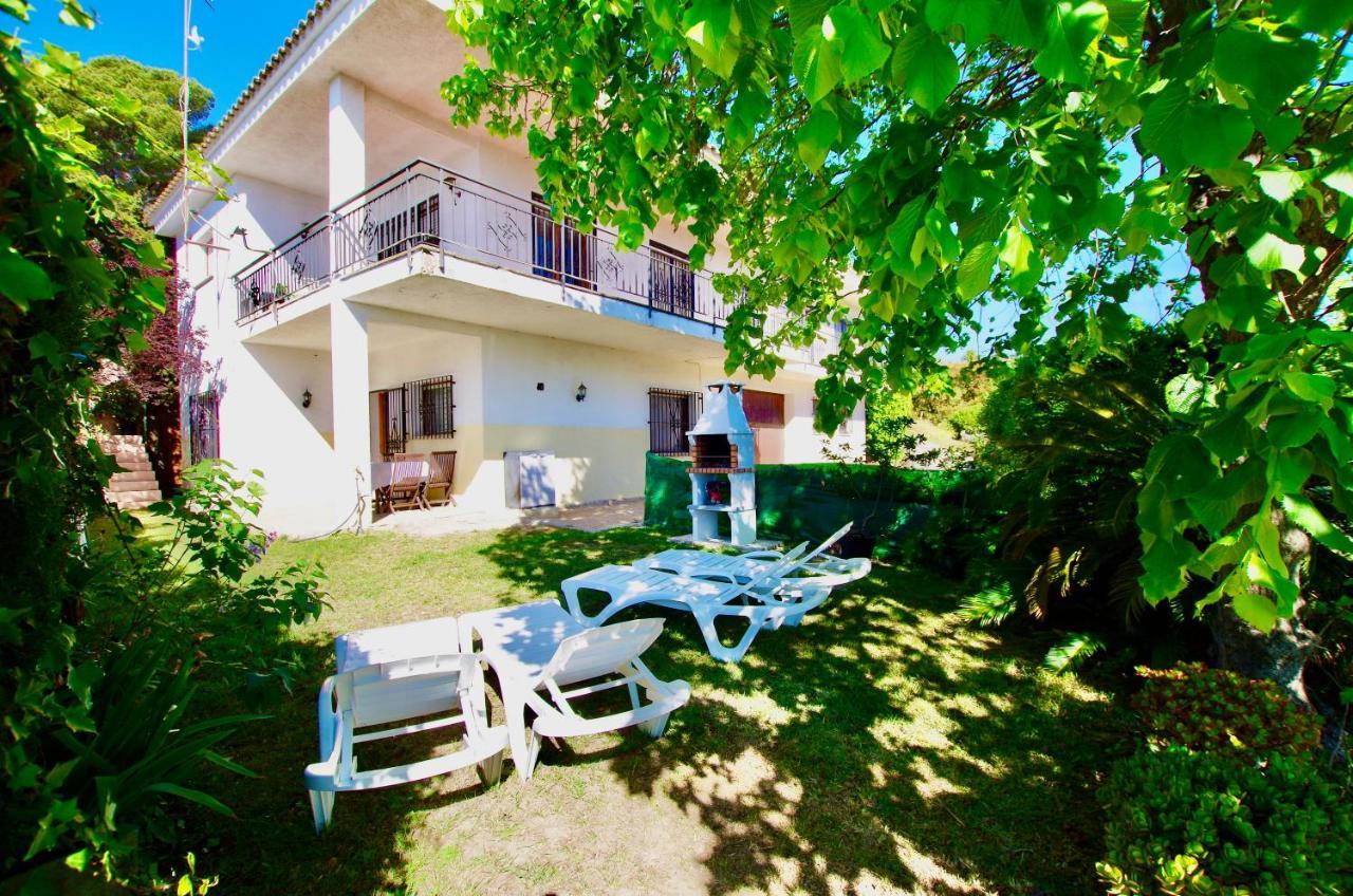 Apartment V&v Lloret: Garden With Pool, 150m From Canyelles *