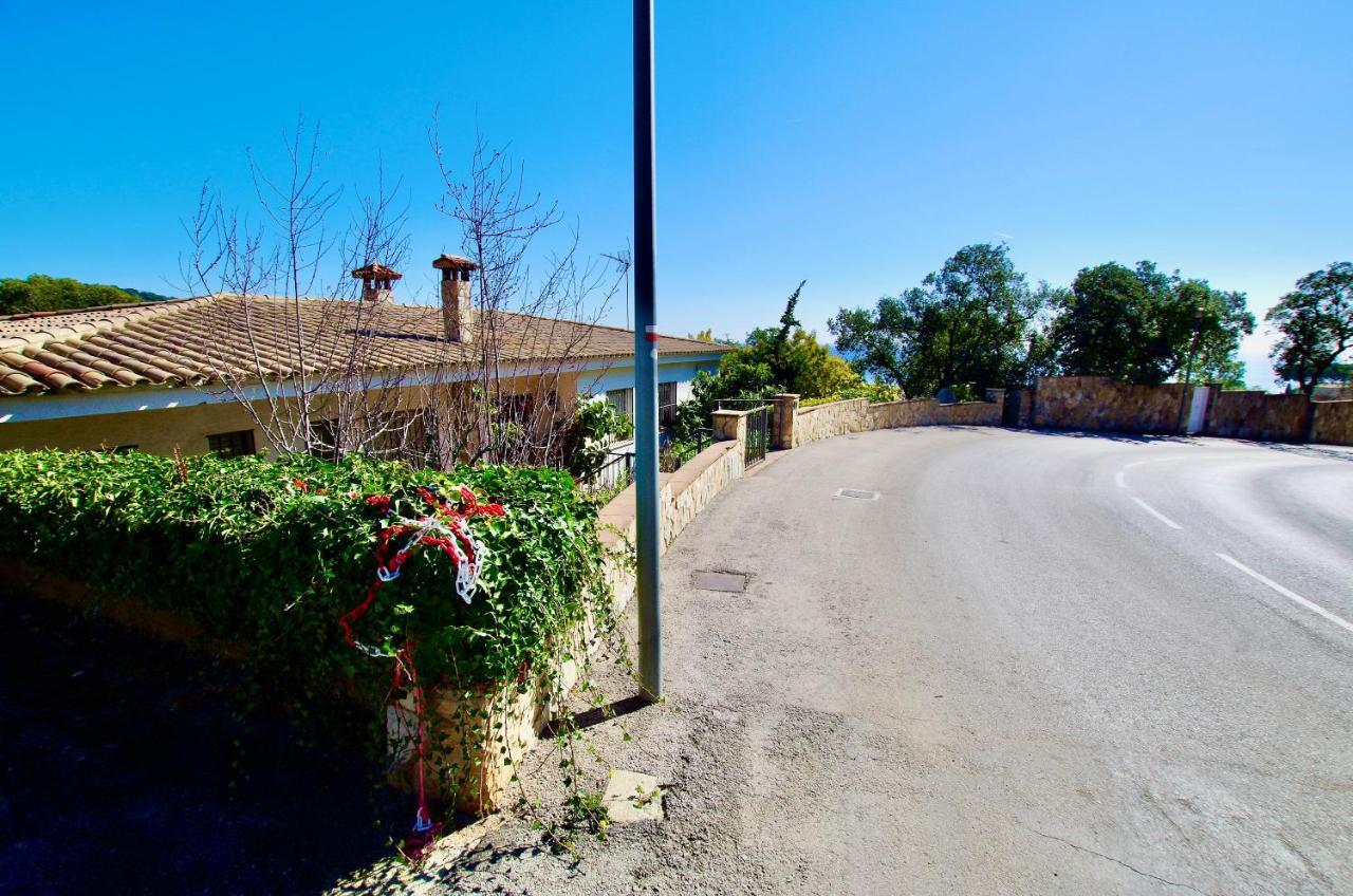 V&v Lloret: Garden With Pool, 150m From Canyelles Lloret de Mar