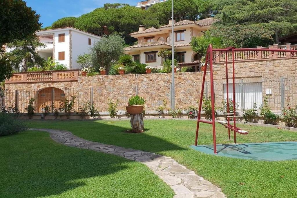 Somriu Fenals Platja Appartement *