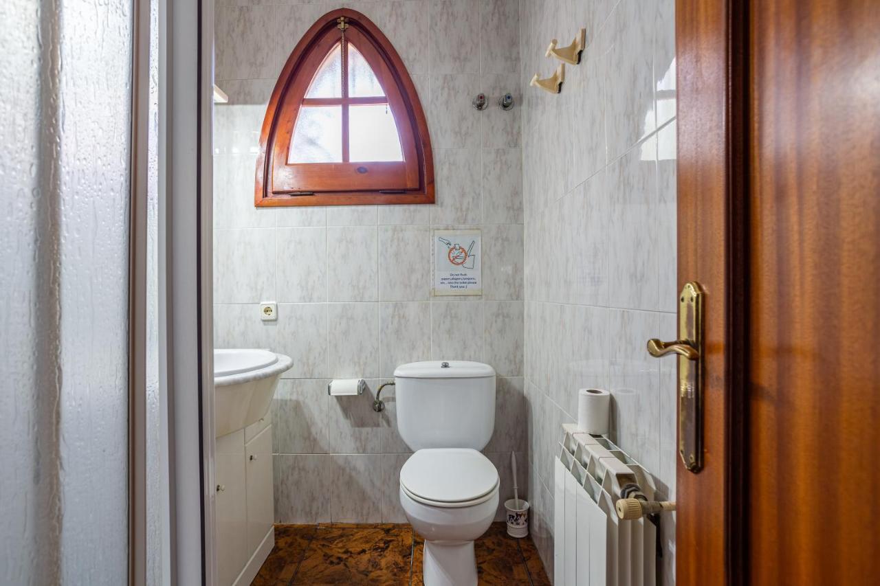 Tresa Villa *