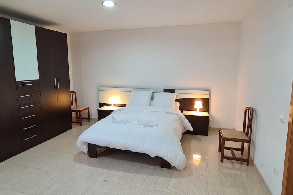 Villa Aurore, 12 Persons, Large Salt-water Pool, Air Conditioning Lloret de Mar