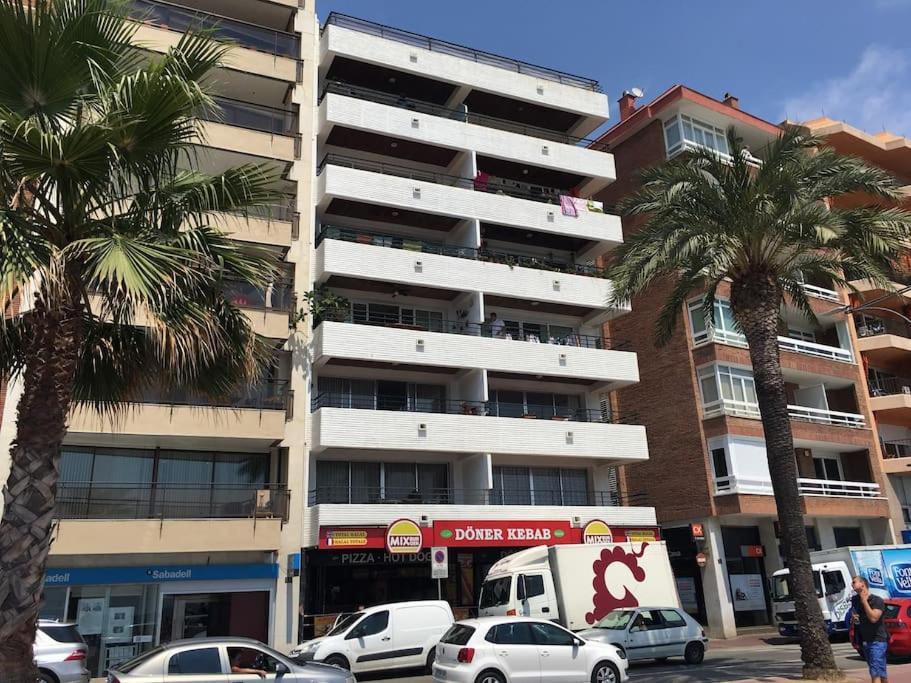 Apartamento - Beachside - Free Parking - Limited Size Car
