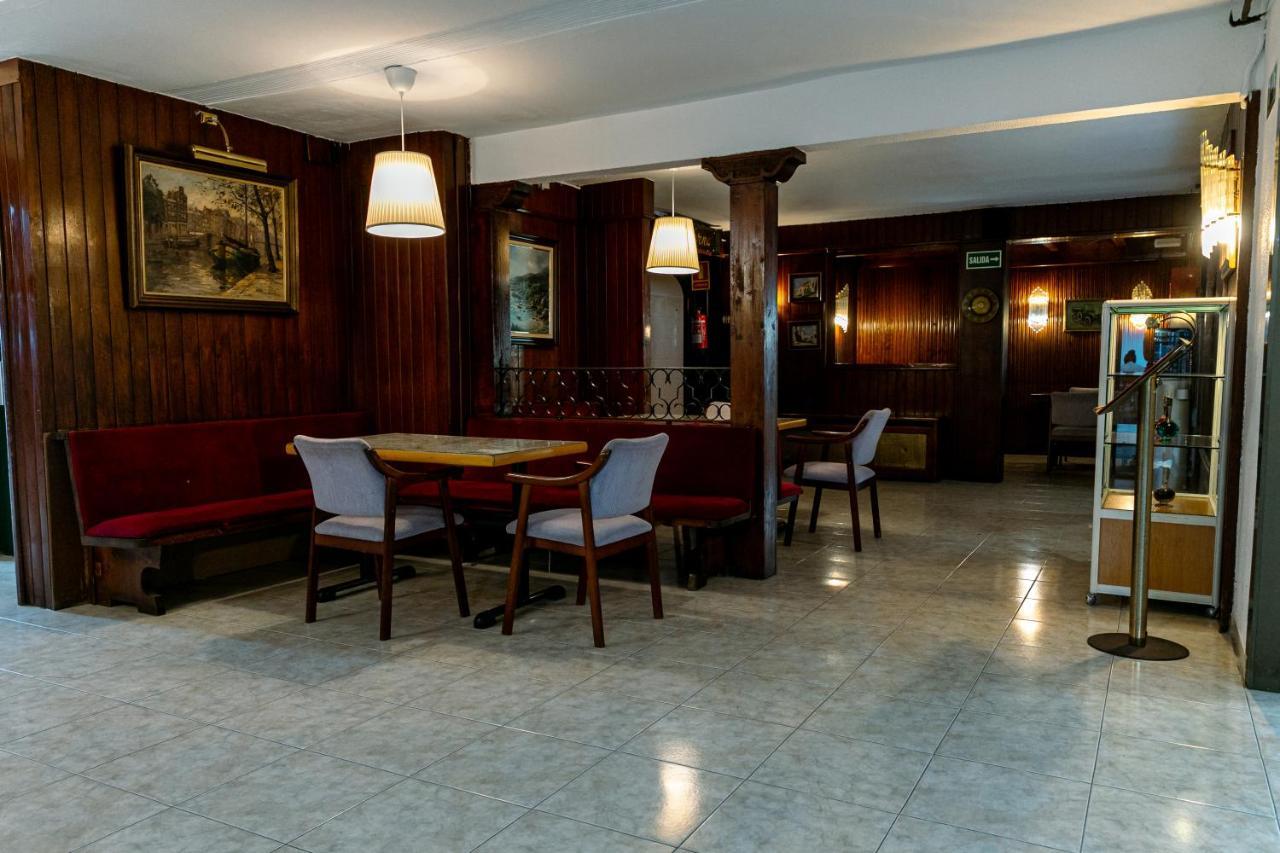 Mercedes, Hotel 3*
