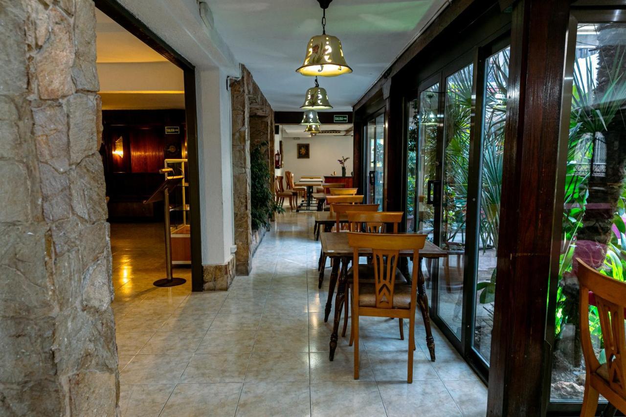Mercedes, Hotel Lloret de Mar