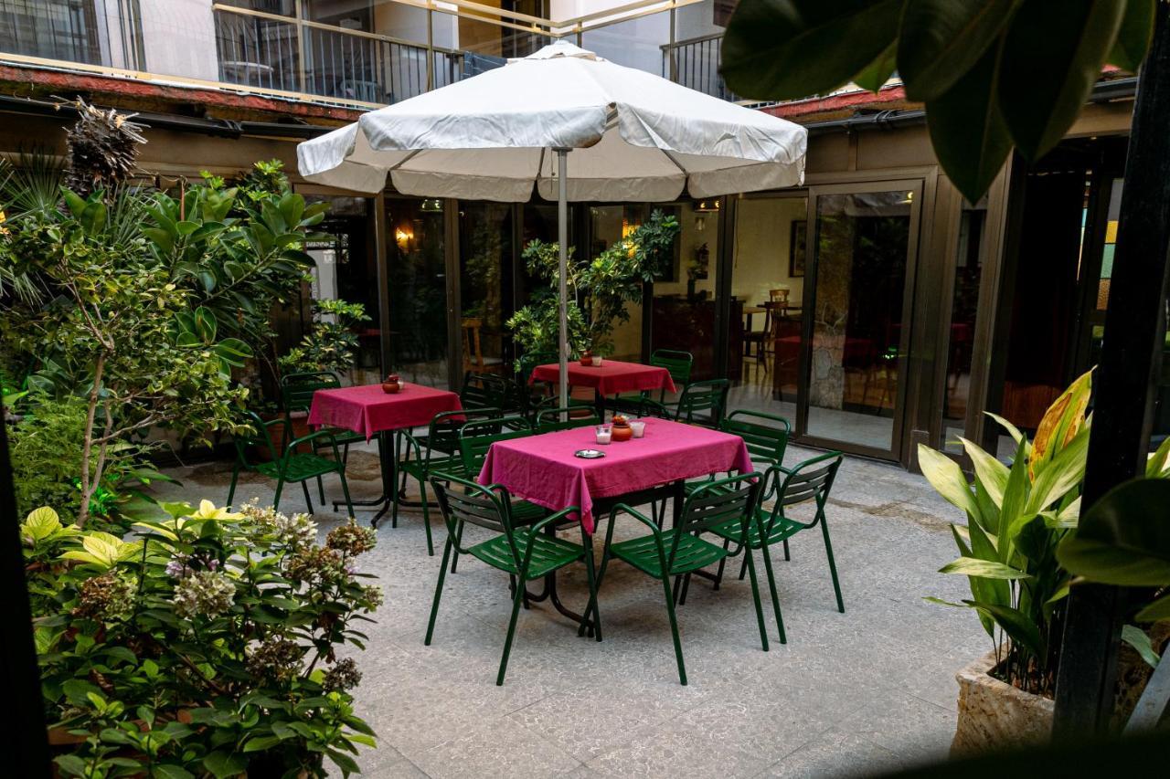 Mercedes, Lloret de Mar