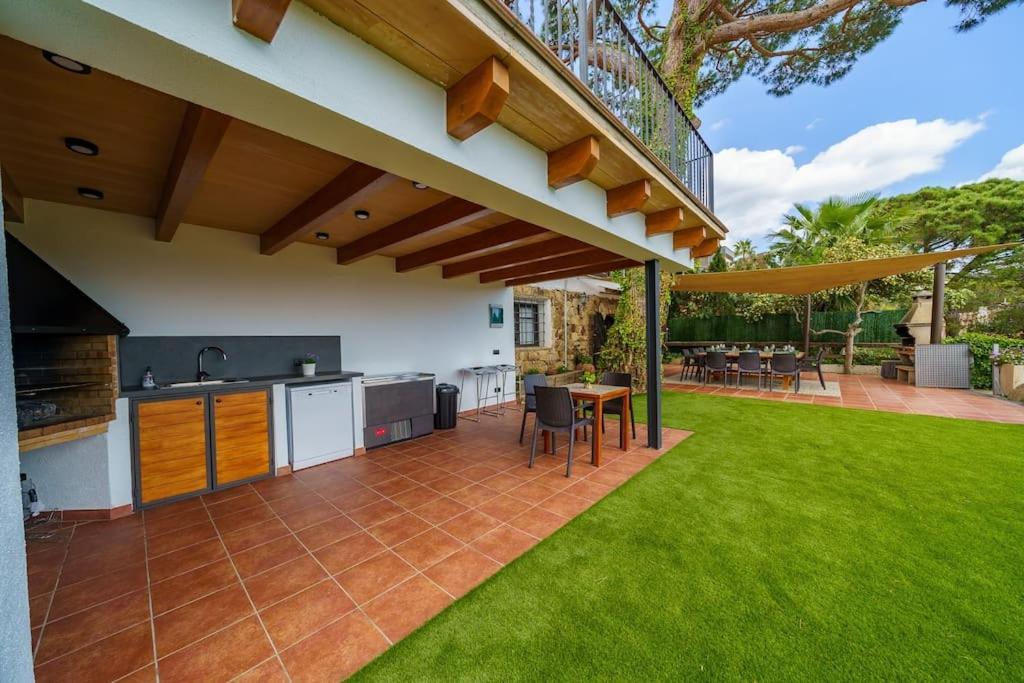 Mitjorn Cala Canyelles Villa *