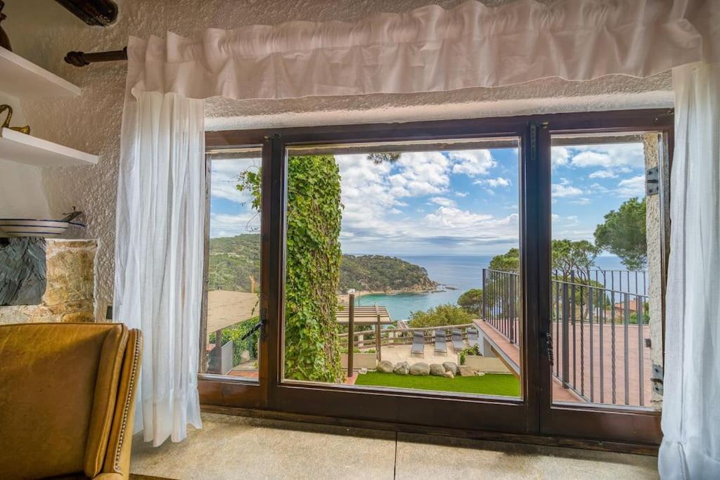 Mitjorn Cala Canyelles * Lloret de Mar