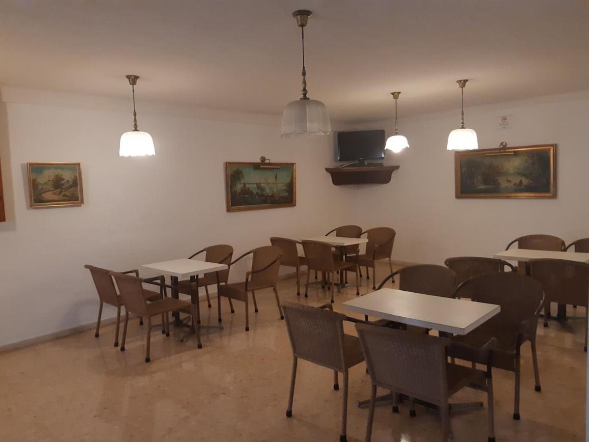 Castella Hotel