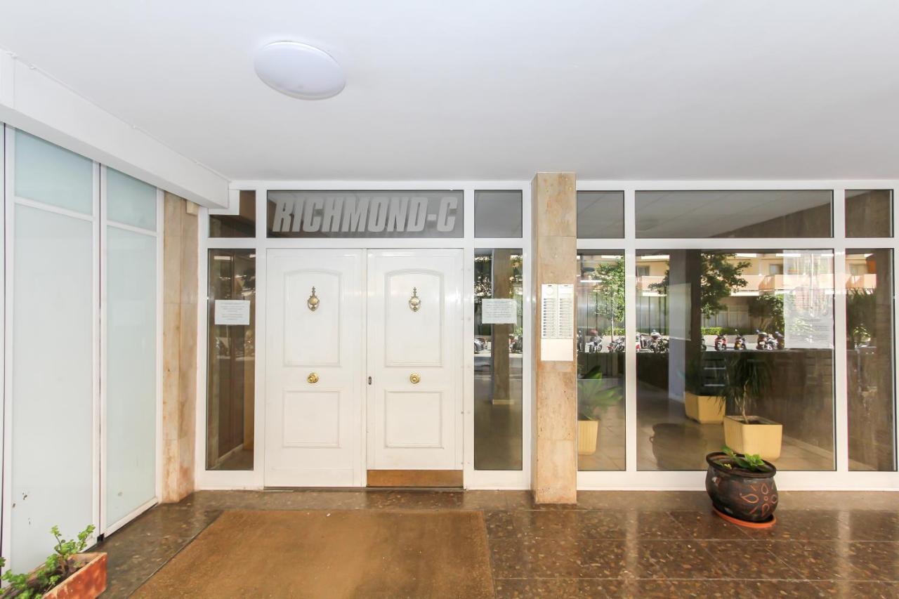 Richie Apartment