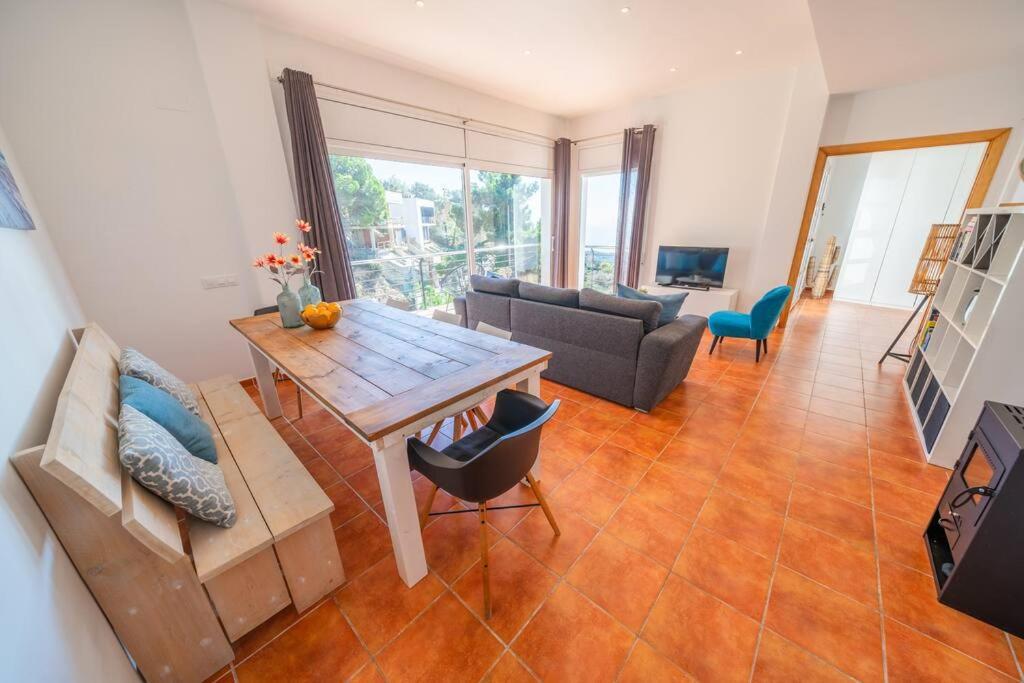 Lovely Breeze, Heerlijk Familiehuis, 7pers. Villa Lloret de Mar