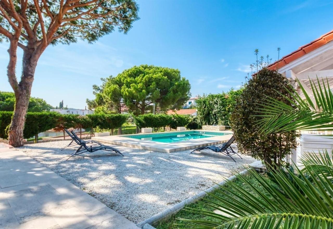 Costacabana - Primadonna Villa *