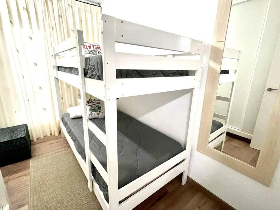 Seahomes Vacations - Coral Sun In Fenals Apartamento *