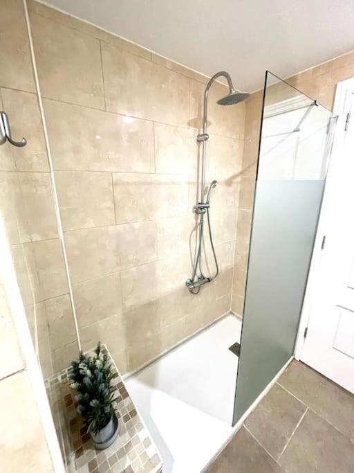 Seahomes Vacations - Coral Sun In Fenals Apartamento *