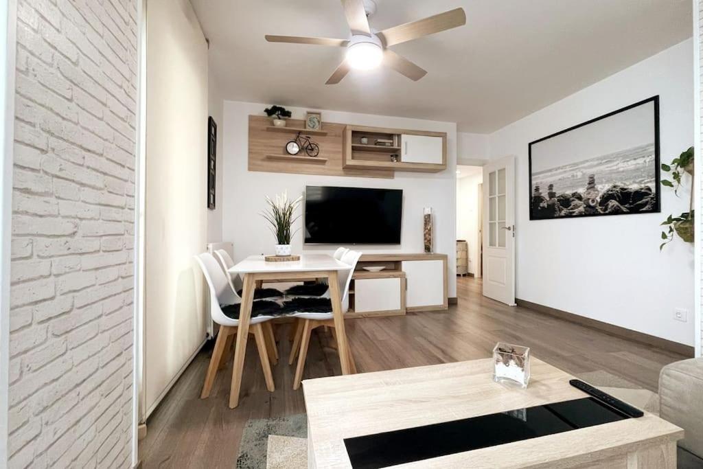 Seahomes Vacations - Coral Sun In Fenals Lloret de Mar