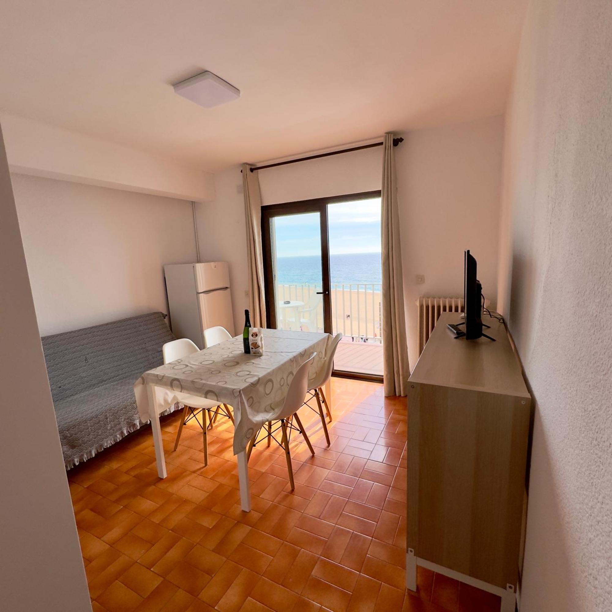 Zodiac Ab 5d Apartment *