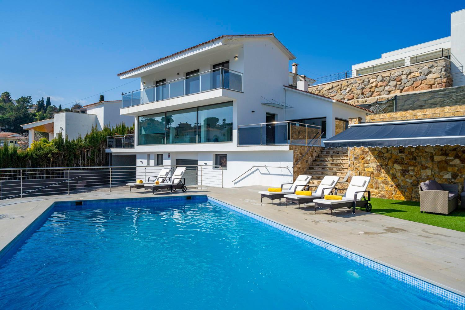 Sunset Lux House - Ideal Familias En Zona Residencial & Aircon