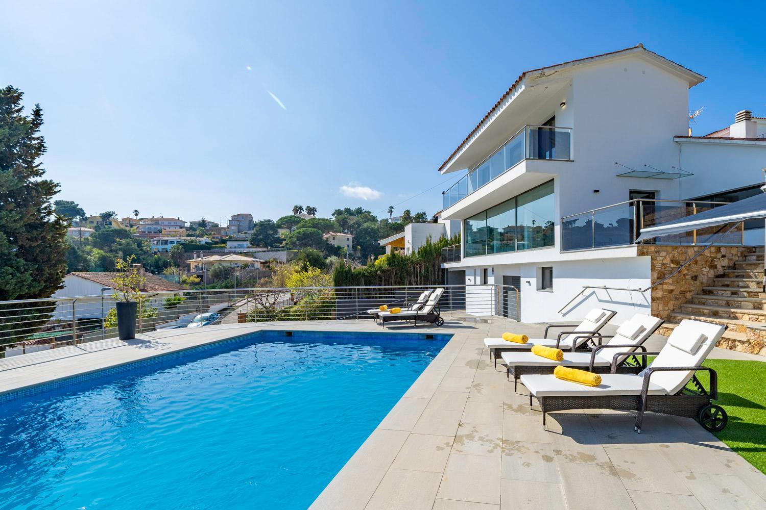 Villa Sunset Lux House - Ideal Familias En Zona Residencial & Aircon Lloret de Mar