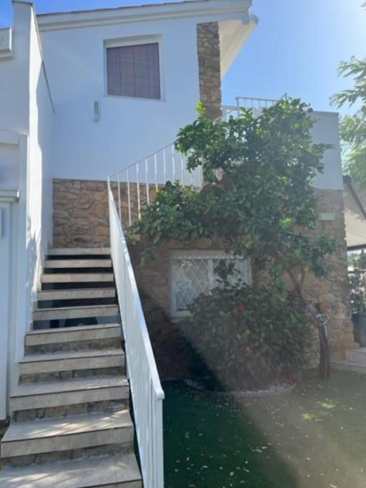 Apartment T2 Climatise + Parking 500 M Plage/centre *