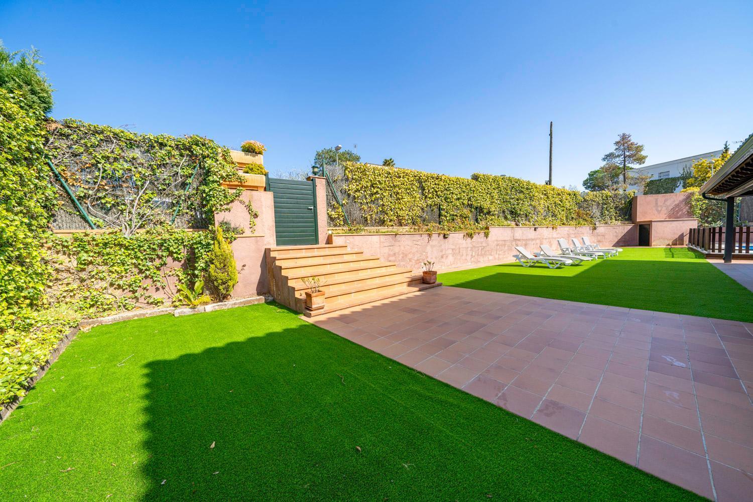 Margot Lux, Ideal Familias, Piscina & Aircon Lloret de Mar